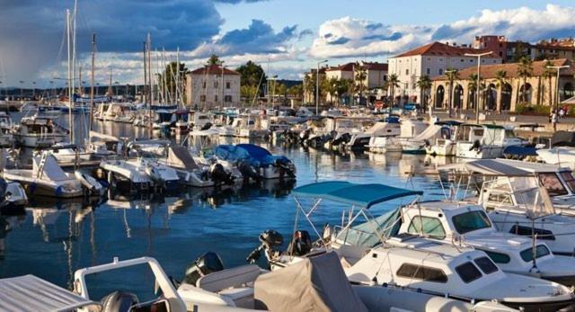 Appartamento Blue Casa Capodistria Esterno foto